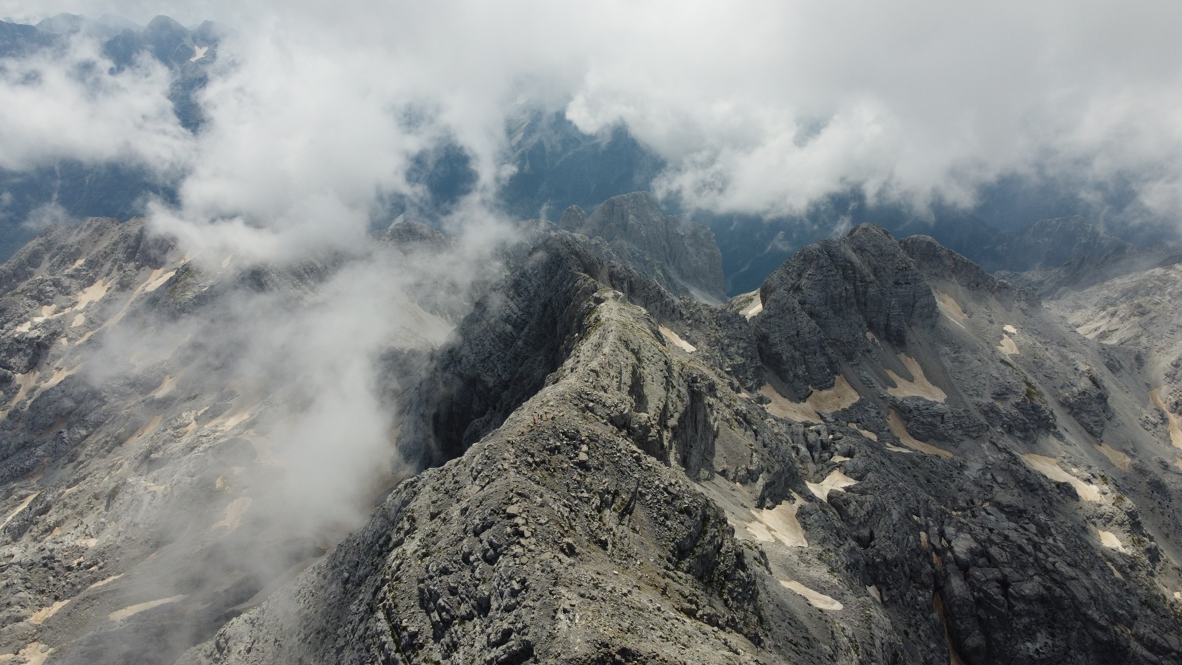 Climb Jezerca Peak 2694 m/alt guided hiking tour in Albania