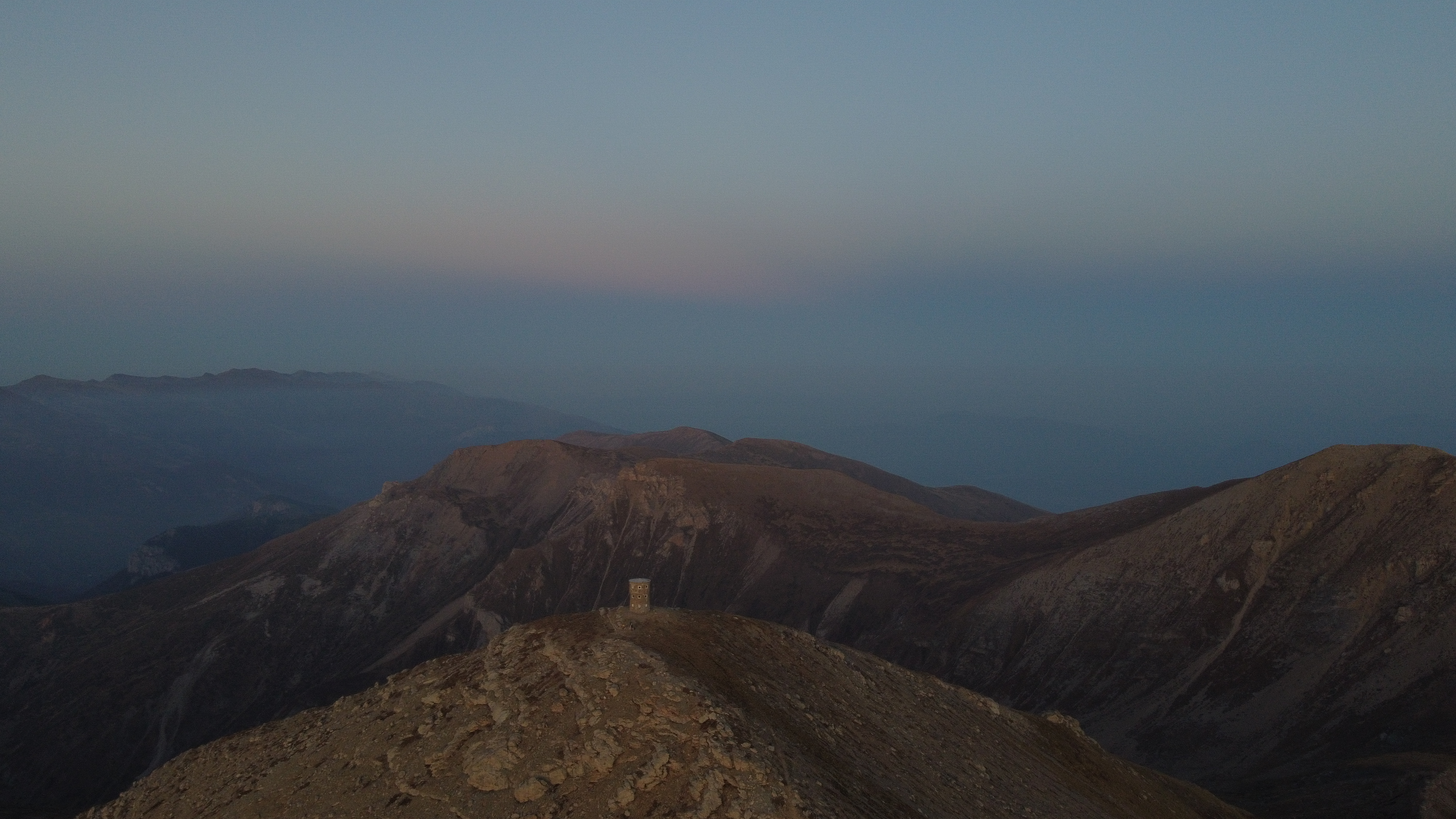 Sharr Crown Challenge – 2-Day 2700m Ridge Traverse guided hiking tour in Western Balkans, North Macedonia with Travida Outdoor